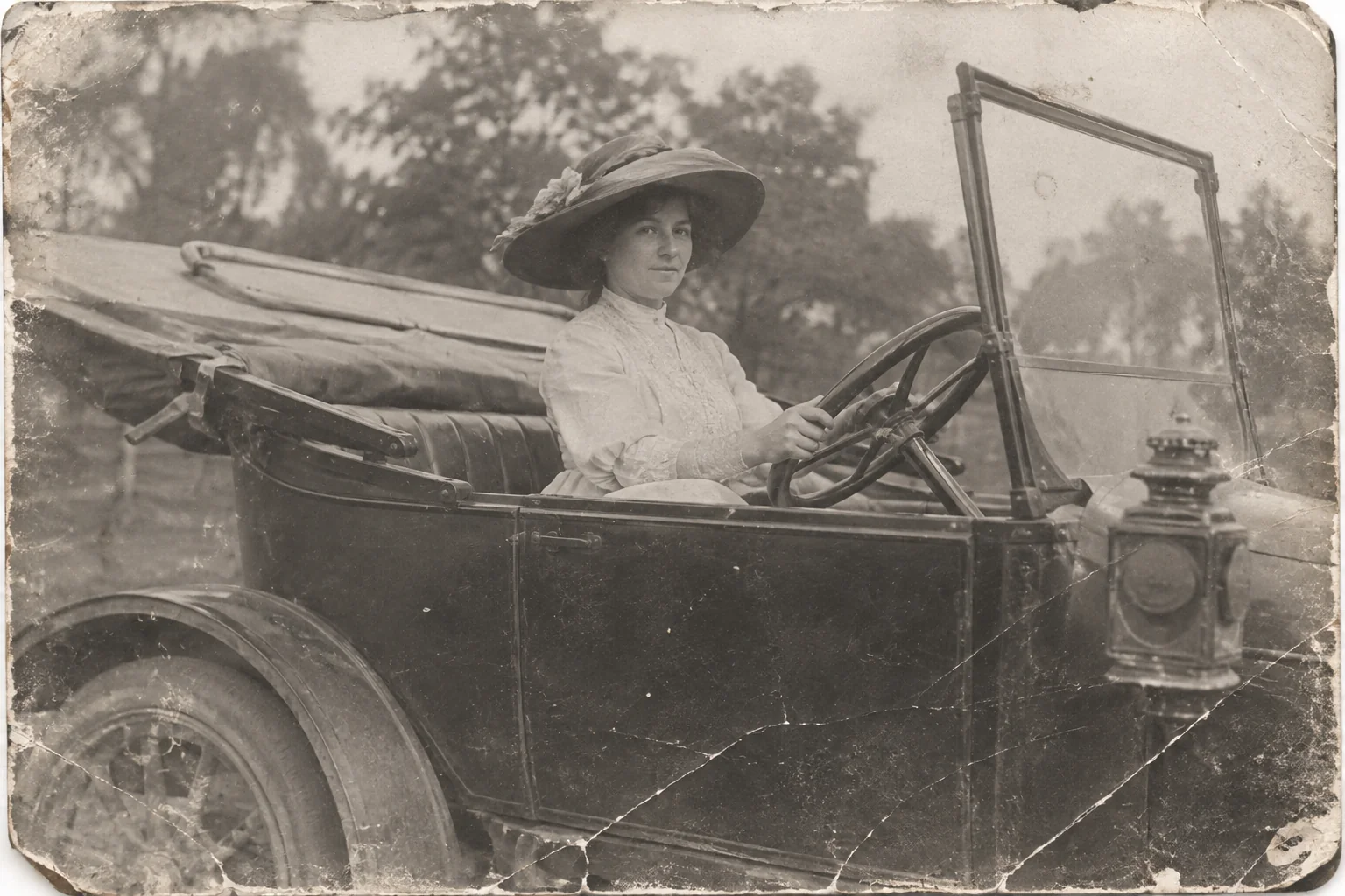 Restore photos from the 1910s, the original print